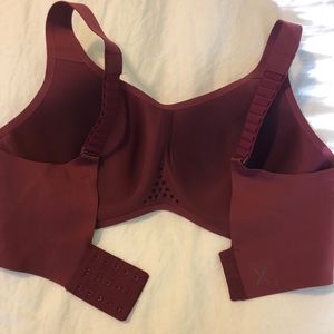 Knix Catalyst Sports Bra, Sz. 6 Dark Cherry